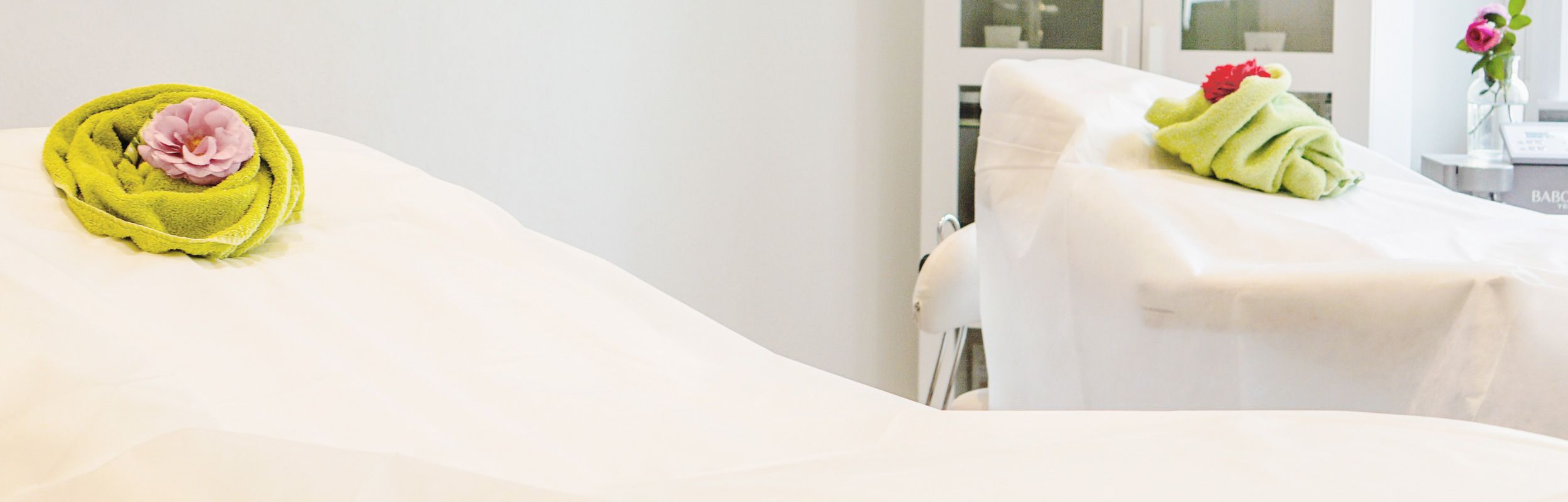 Slider Behandlungsraum Liege